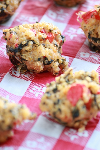 Roasted Red Pepper, Spinach & Goat Cheese Quinoa Bites