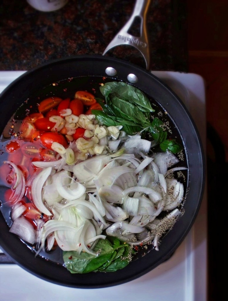 One Pan Whole Wheat Tomato Basil Pasta