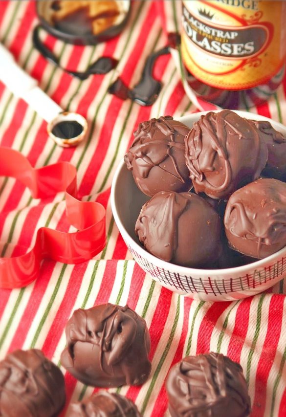 Dark Chocolate Gingerbread Truffles