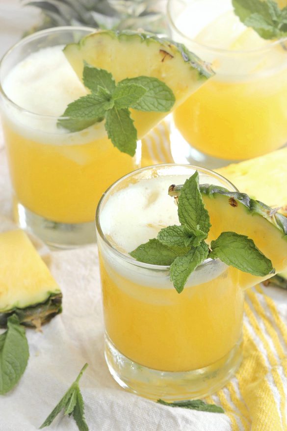 Skinny Mint Pineapple Margaritas