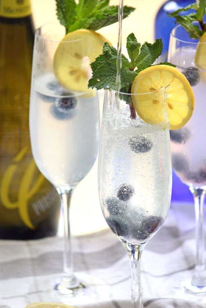 Blueberry Prosecconade, a refreshing mix of blueberry vodka, lemonade and prosecco - perfect for summer!