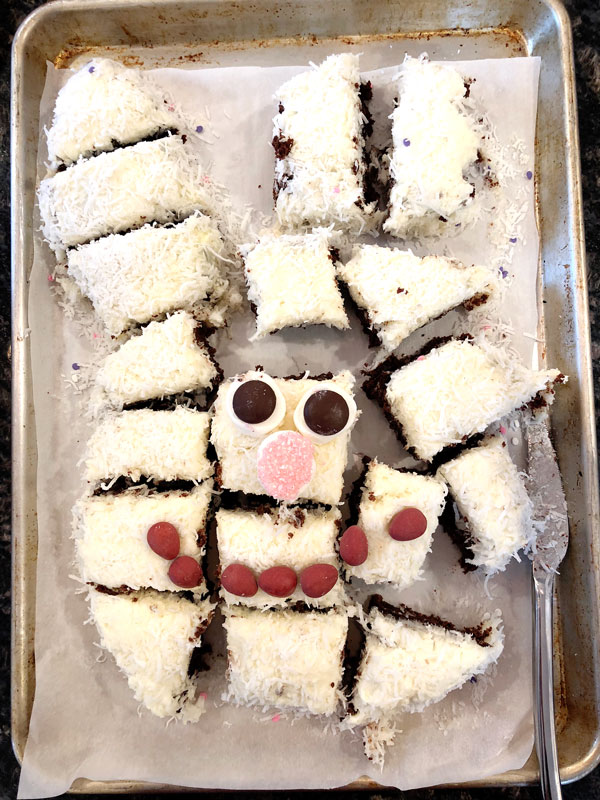 Bunny-Brownie-Cake-with-Coconut-Cream-Cheese-Frosting-3